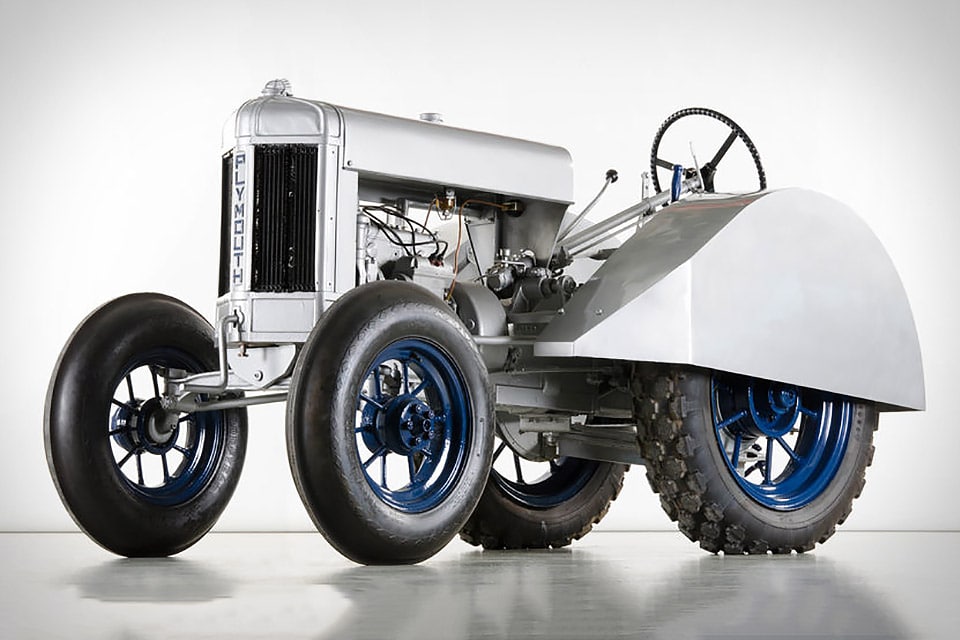 plymouth-tractor-1