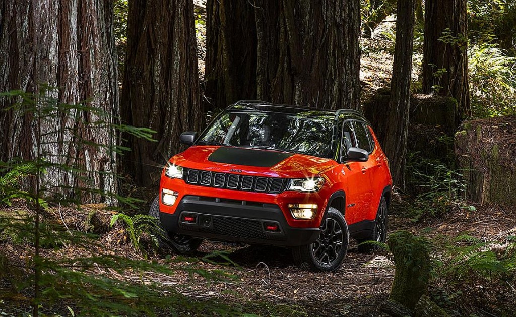 Jeep_Compass_03-low